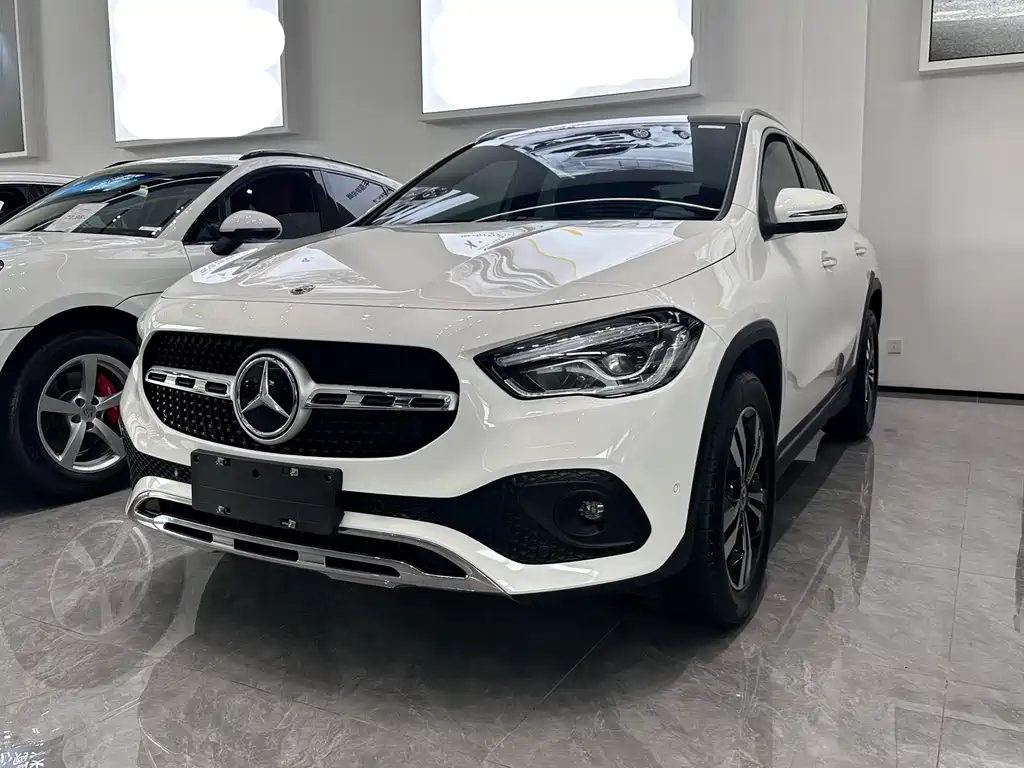 Mercedes-Benz GLA 2020
