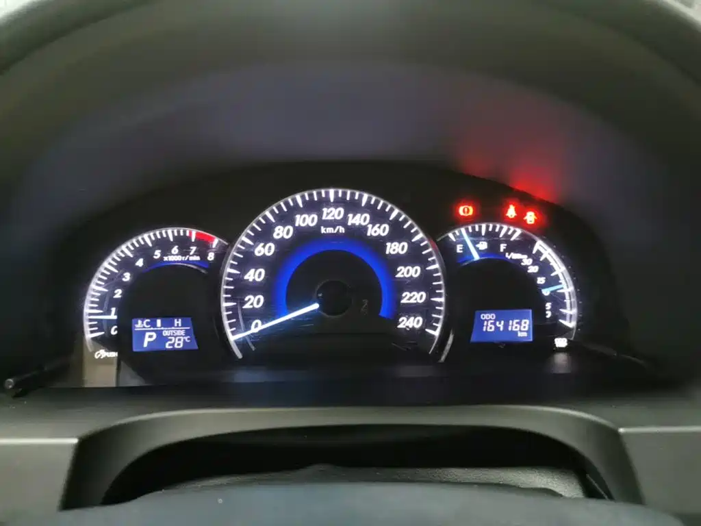 Toyota Camry 2015 — фото 12