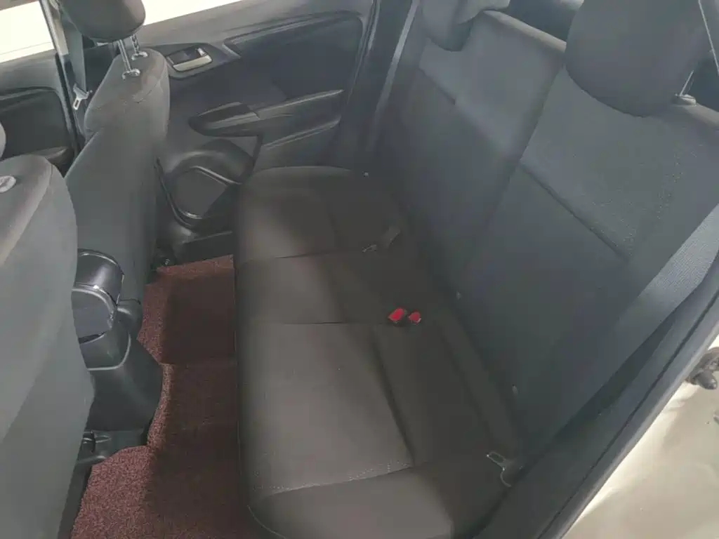 Honda Fit 2018 — фото 17