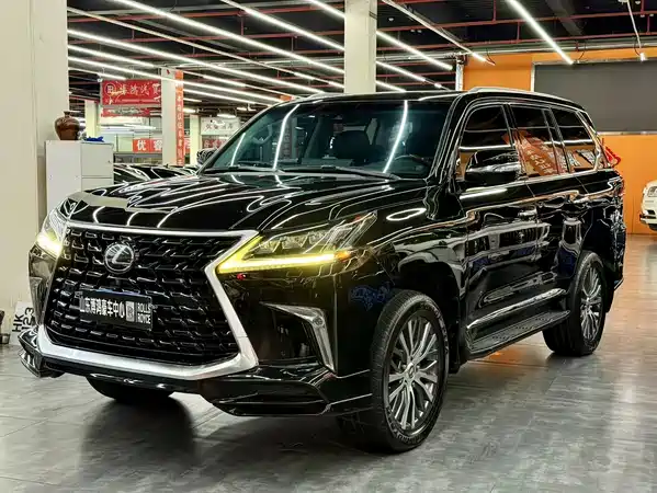 Lexus LX 2016