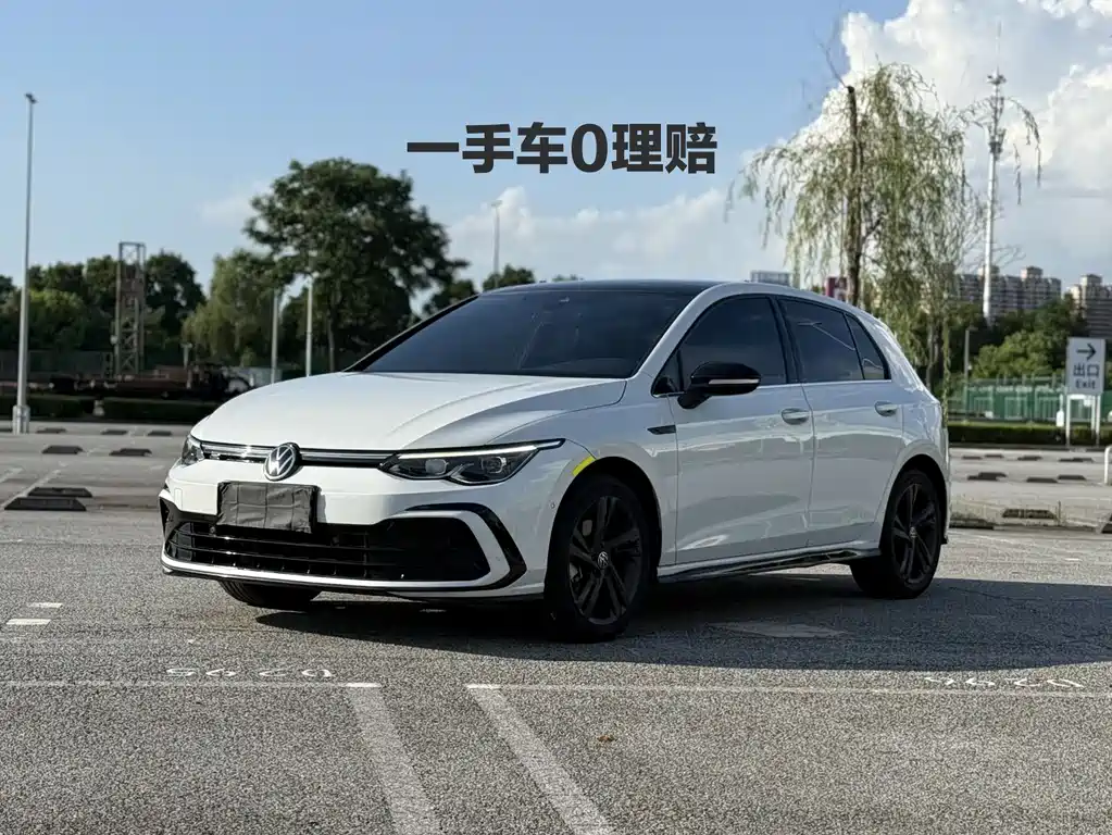 Volkswagen Golf 2021