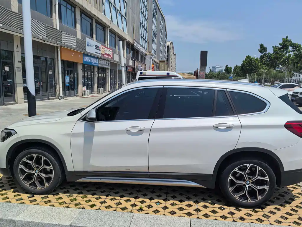 BMW X1 2022