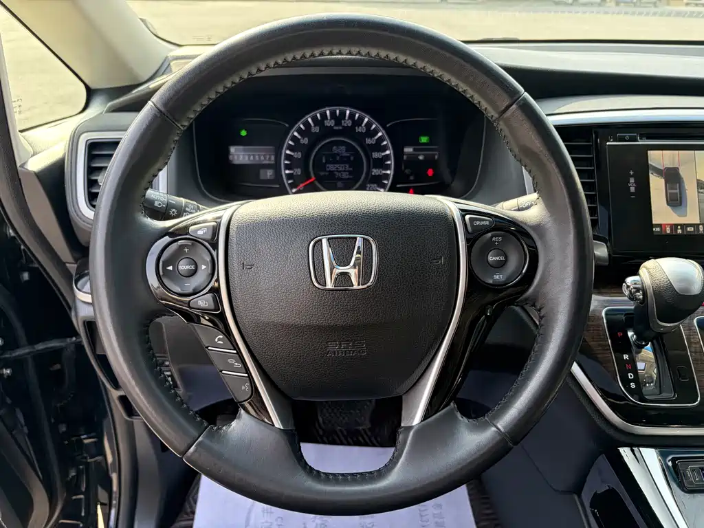 Honda Odyssey 2017 — фото 11