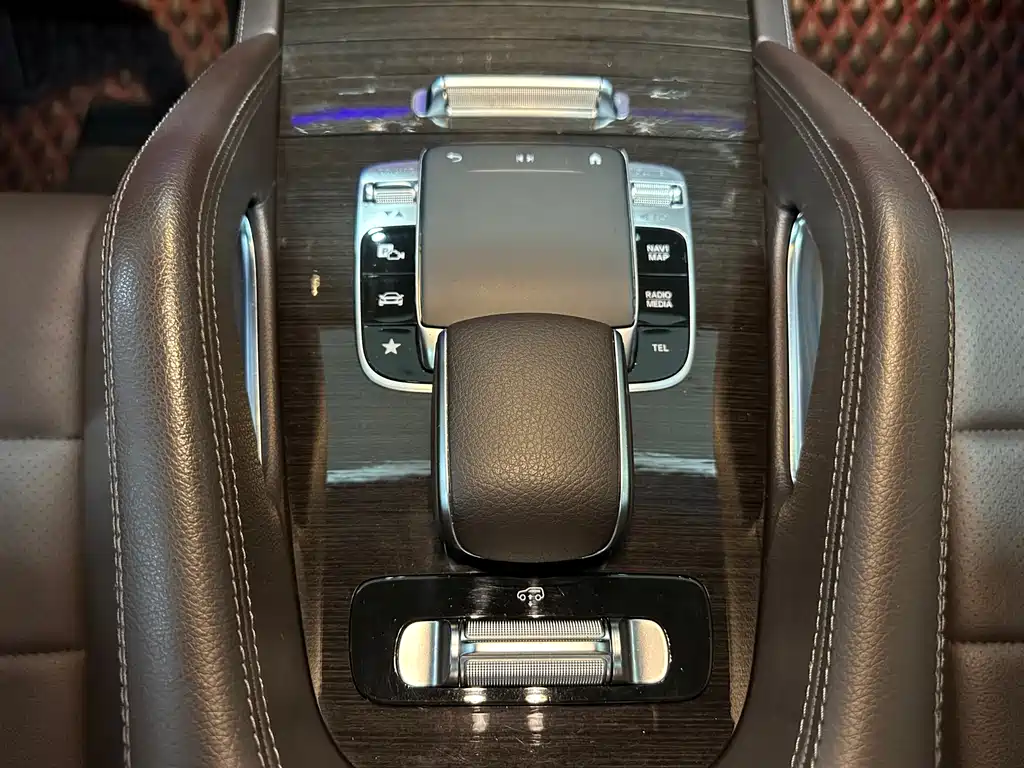 Mercedes-Benz GLE 2020 — фото 12
