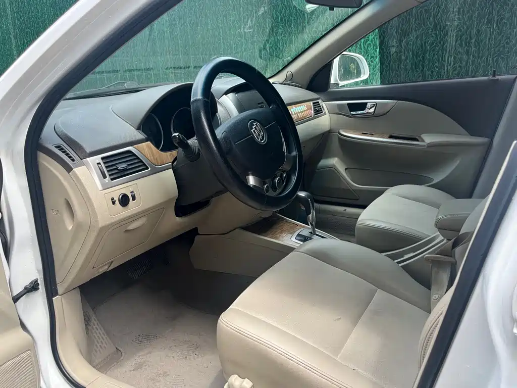 Buick Excelle 2016 — фото 19
