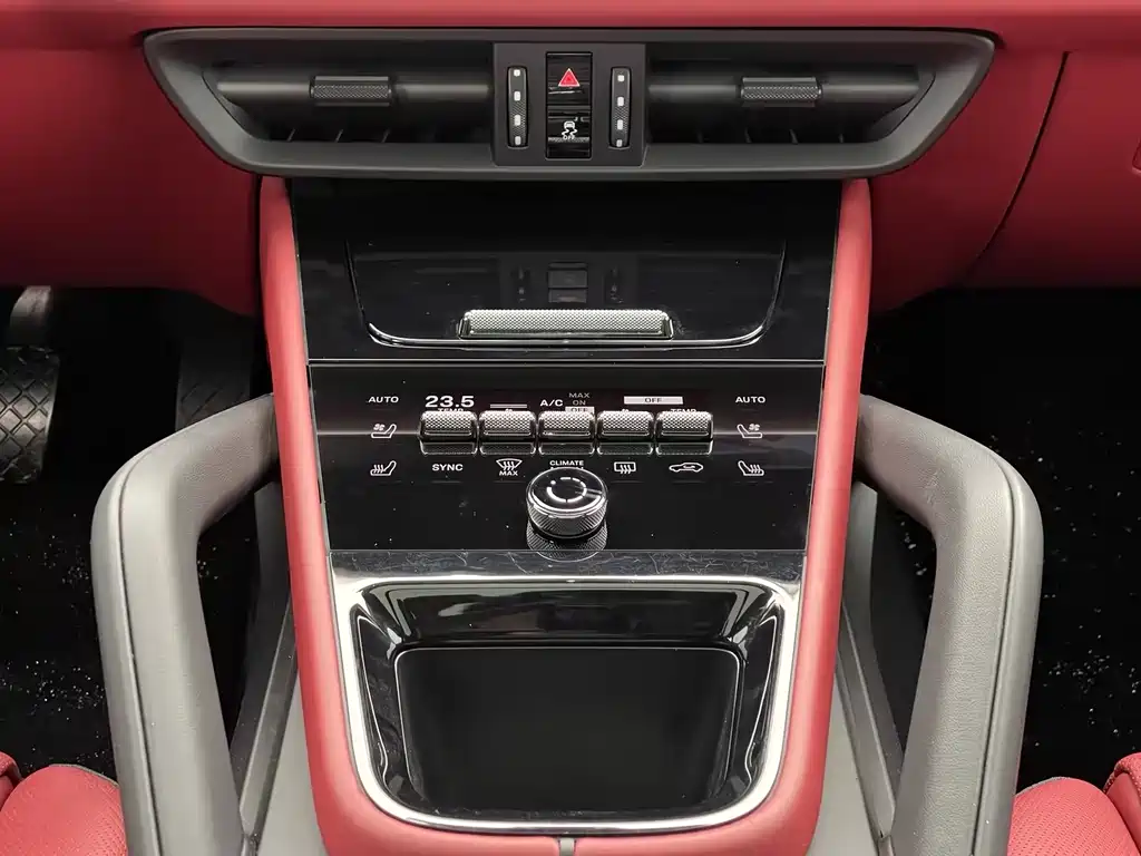 Porsche Cayenne 2025 — фото 11
