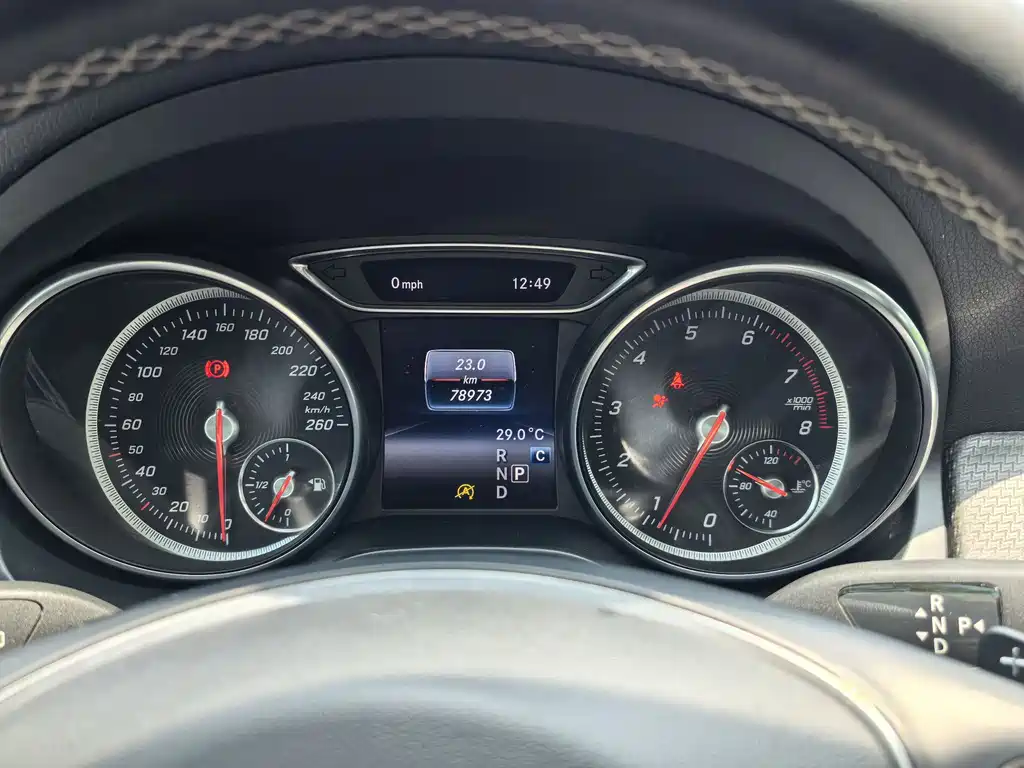 Mercedes-Benz GLA 2018 — фото 19