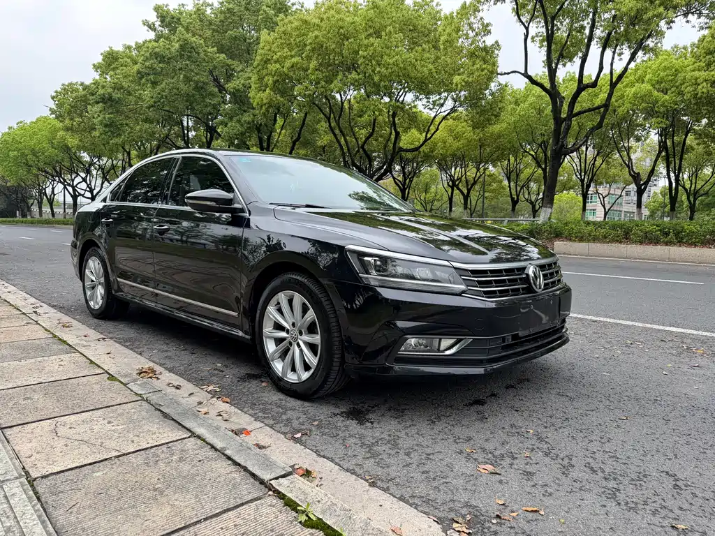 Volkswagen Passat 2017 — фото 3