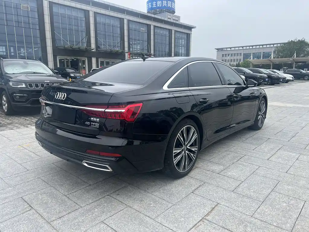 Audi A6L 2020