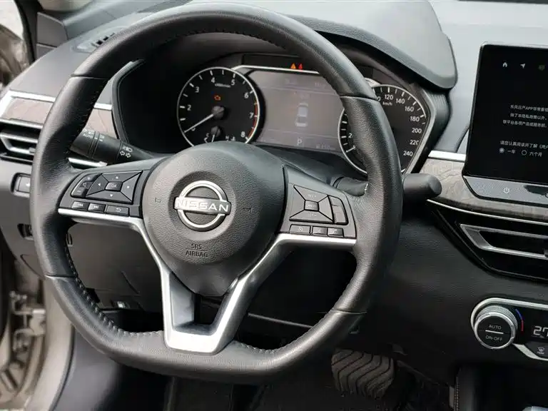 Nissan Teana 2023 — фото 16