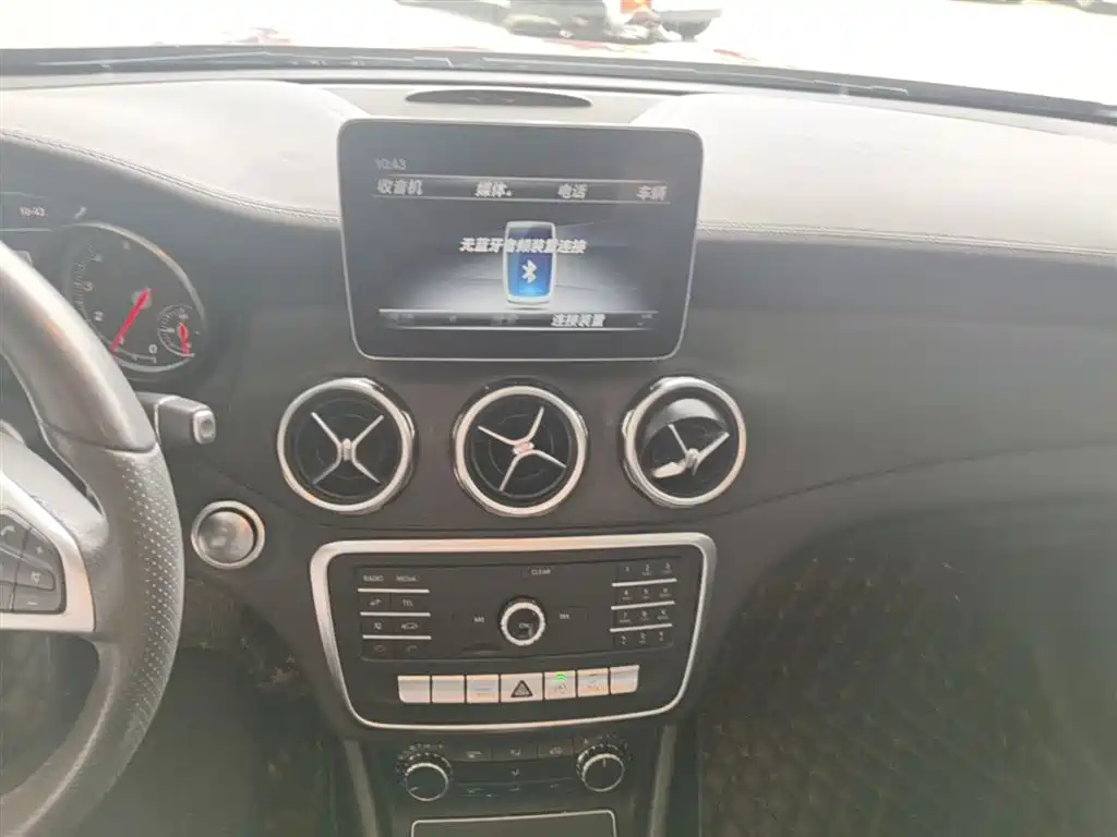 Mercedes-Benz GLA 2019 — фото 13