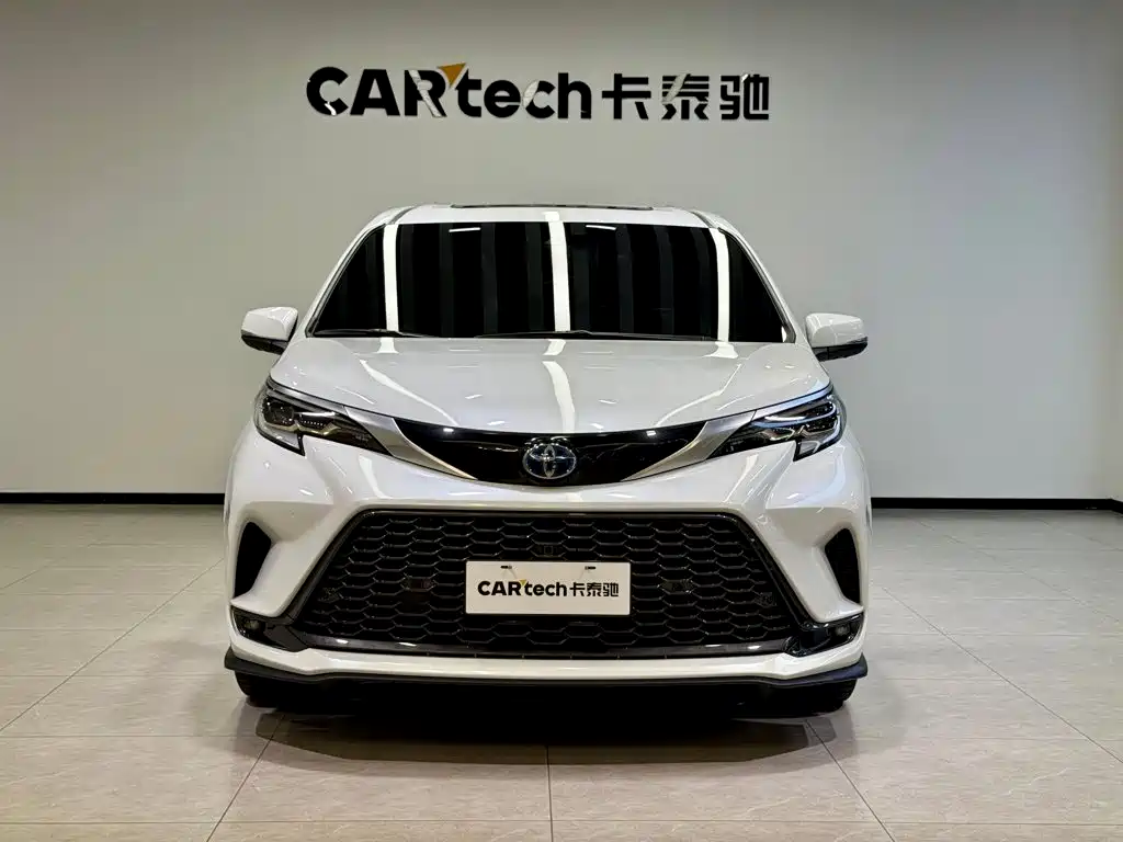 Toyota Granvia 2024