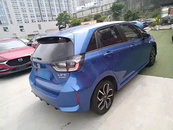 Honda LIFE 2021