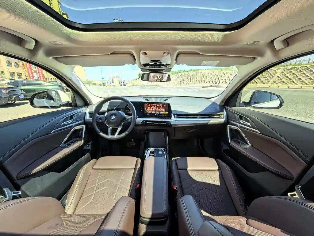 BMW X2 2025 — фото 10