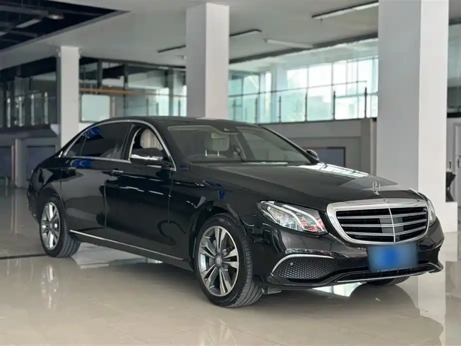 Mercedes-Benz E-Class 2016 — фото 6