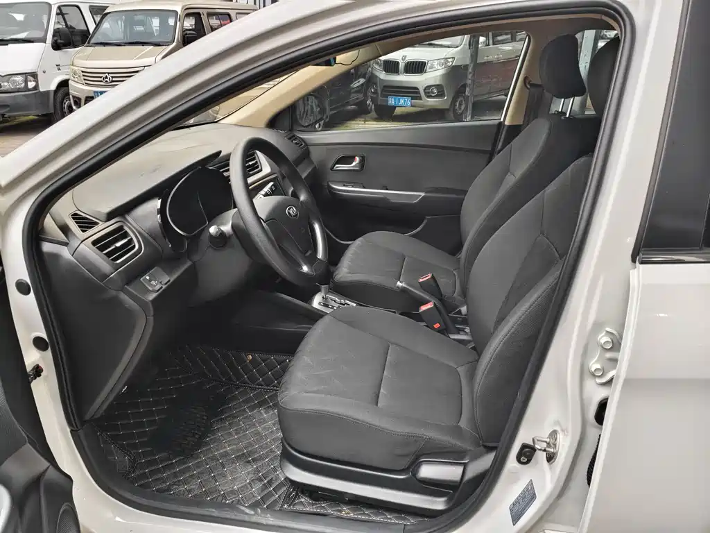Kia K2 2016