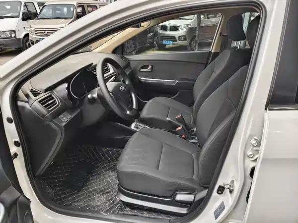 Kia K2 2016