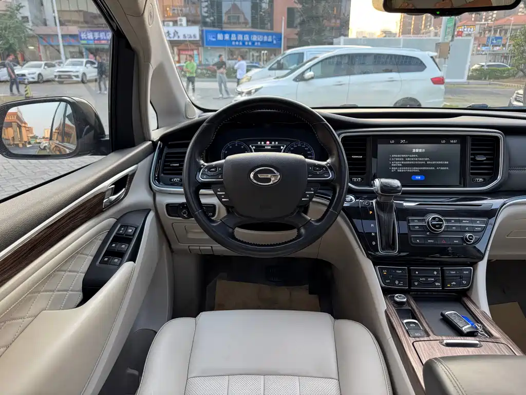 GAC Motor Trumpchi M8 2019 — фото 18