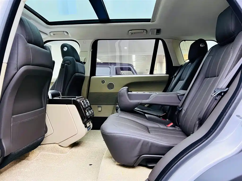 Land Rover Range Rover 2017 — фото 15
