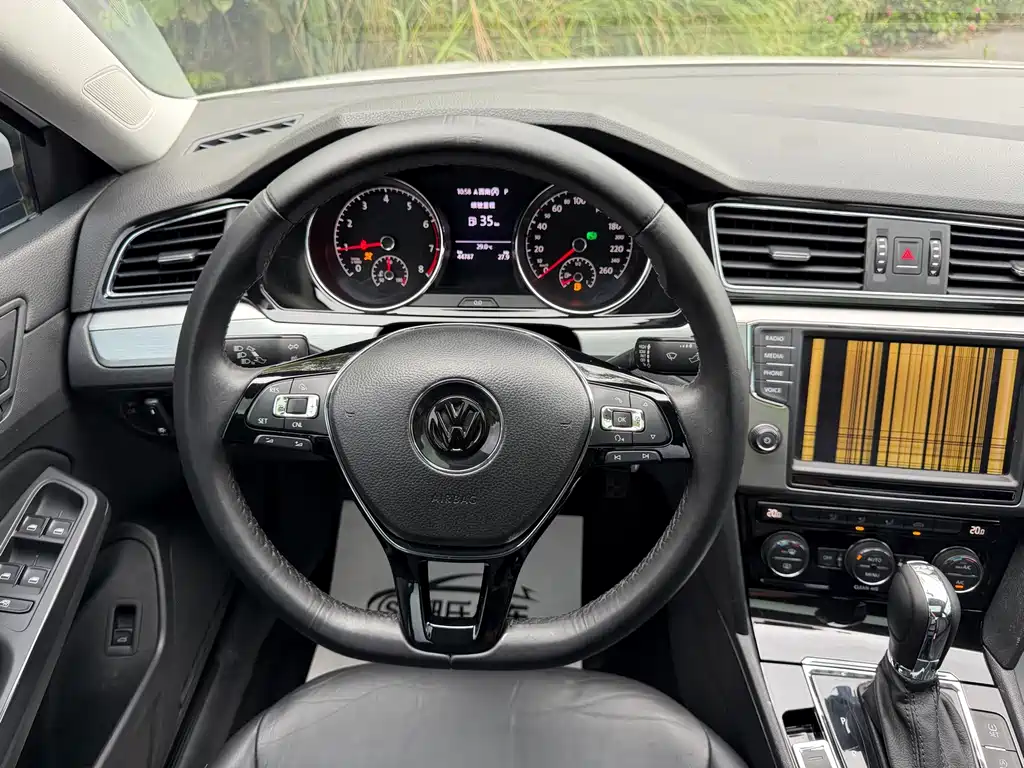 Volkswagen Lamando 2018 — фото 12