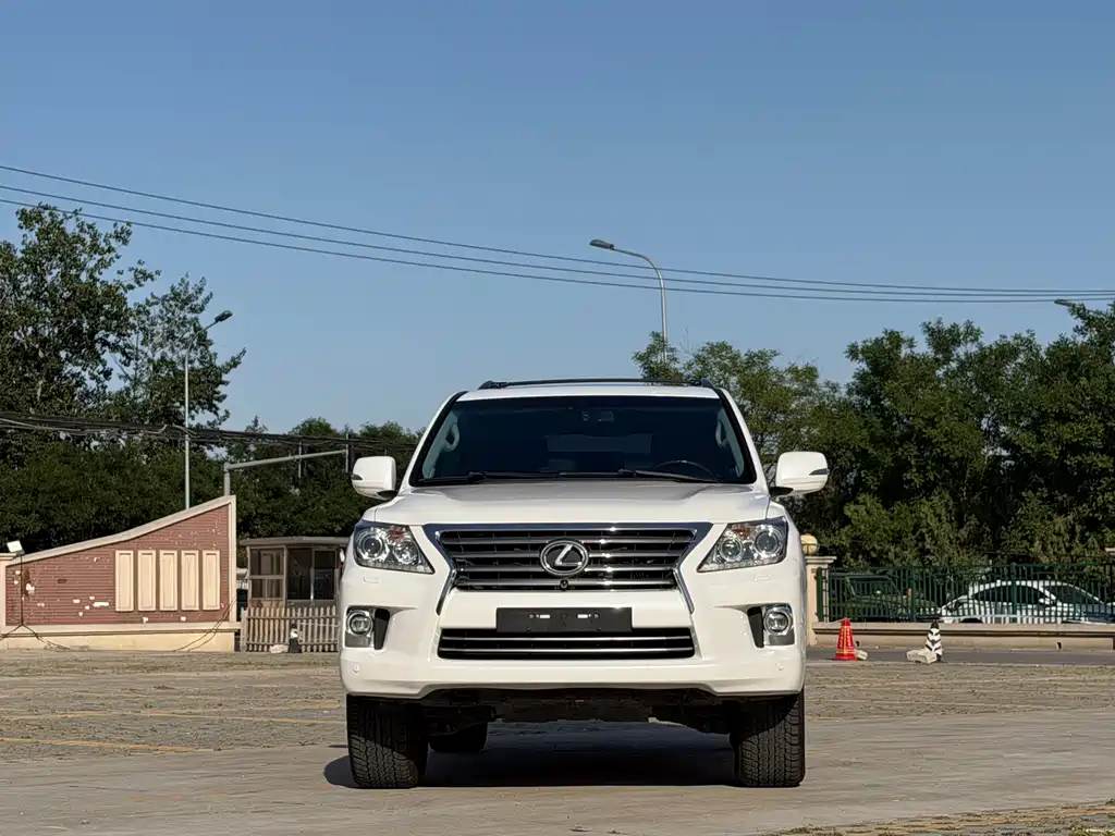 Lexus LX 2015 — фото 2