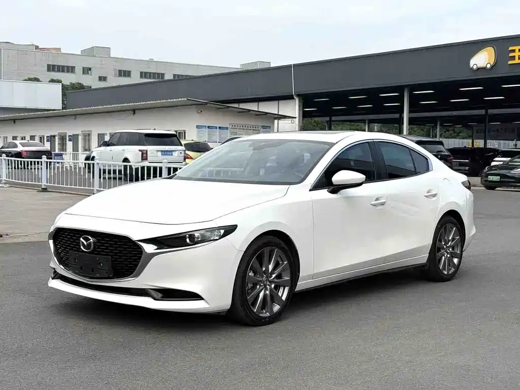 Mazda 3 Axela 2020