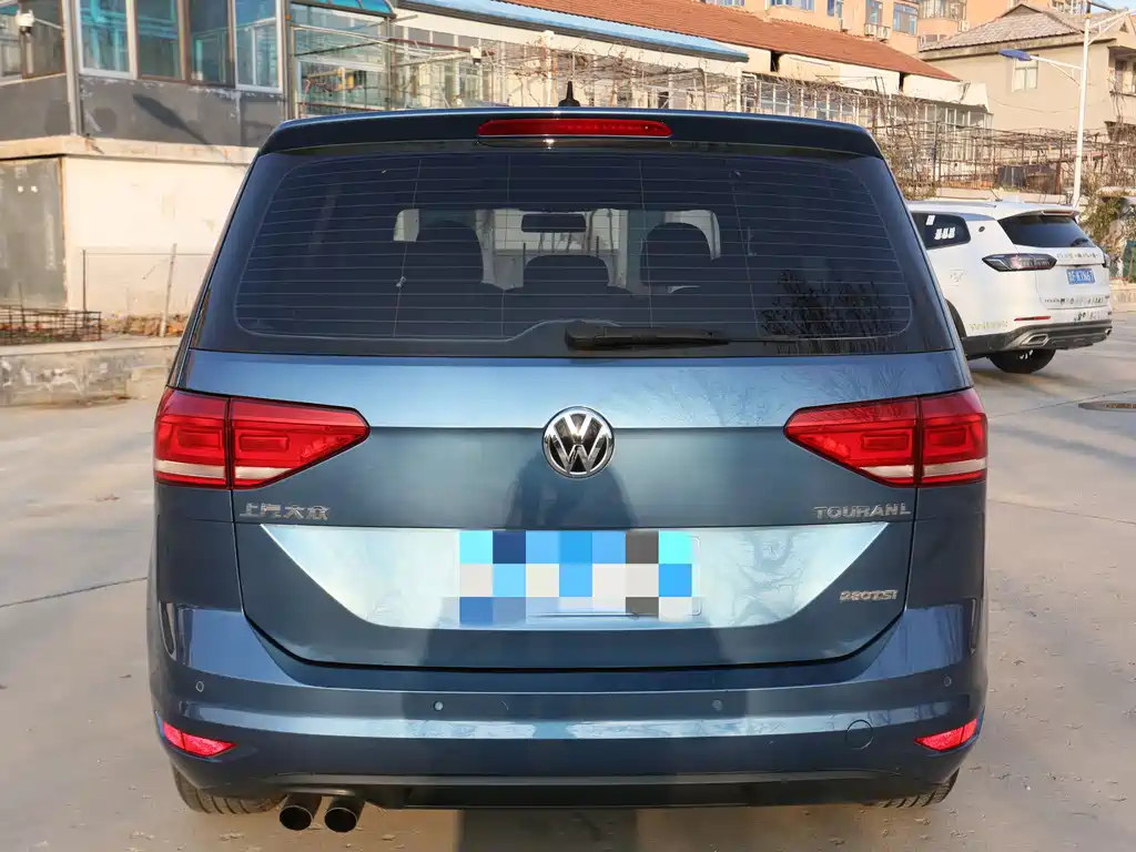 Volkswagen Touran 2018 — фото 4