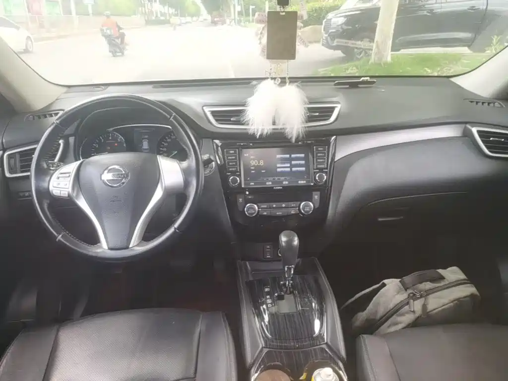 Nissan X-Trail 2015 — фото 10