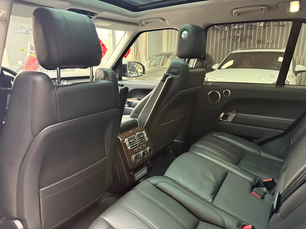 Land Rover Range Rover 2017 — фото 15