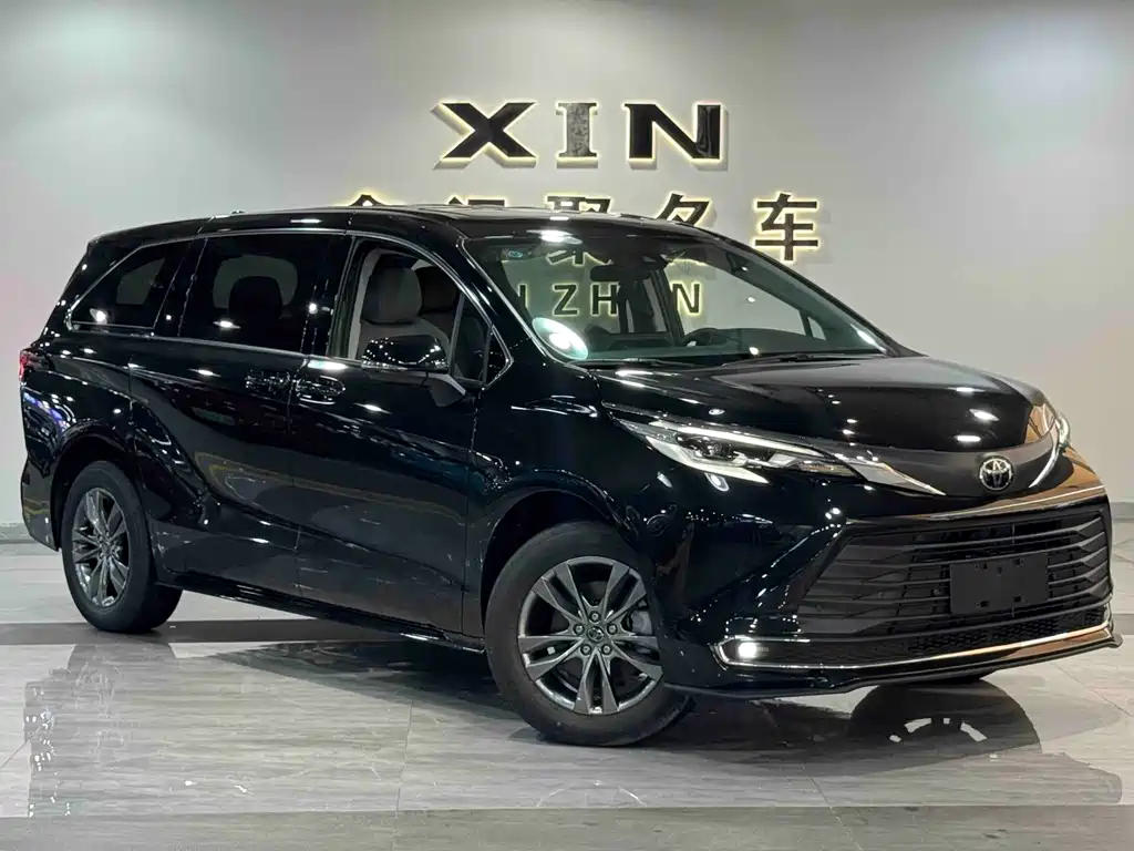 Toyota Sienna 2026