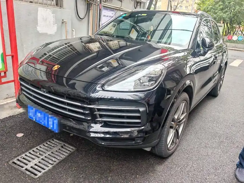 Porsche Cayenne 2020