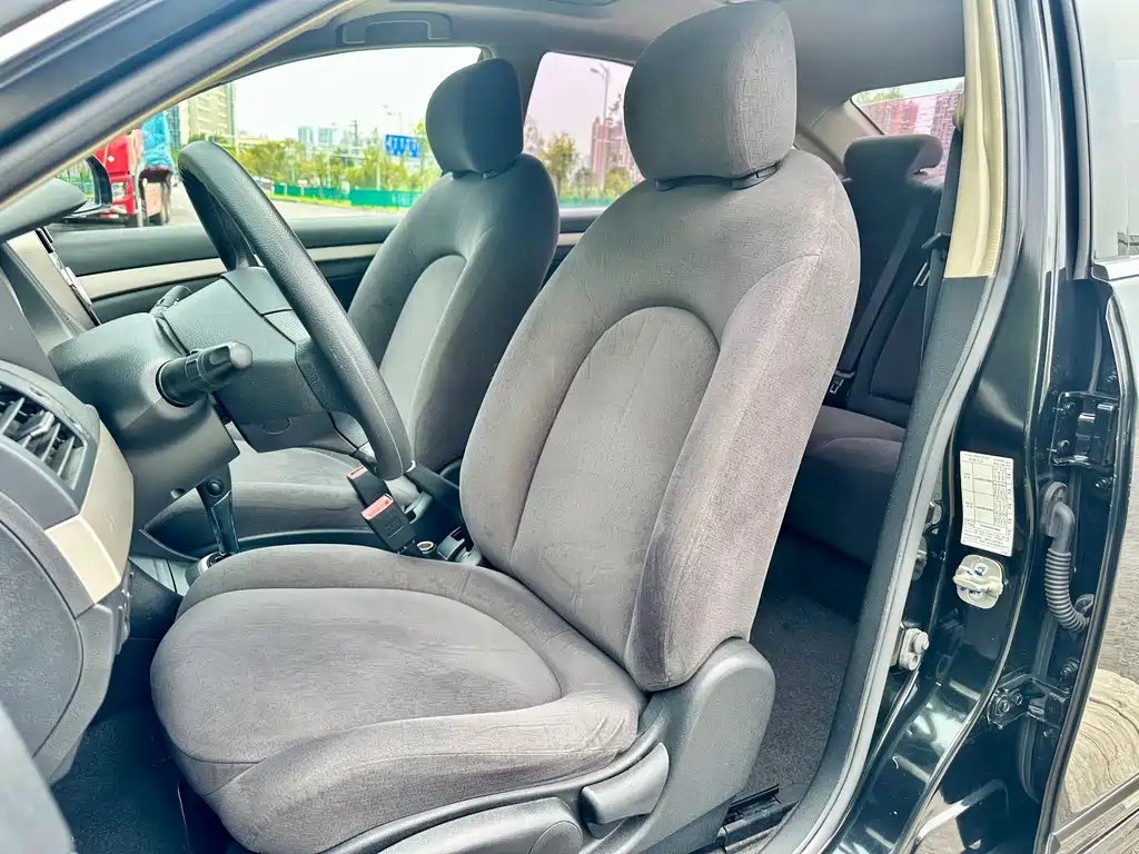 Nissan Sylphy 2018 — фото 20