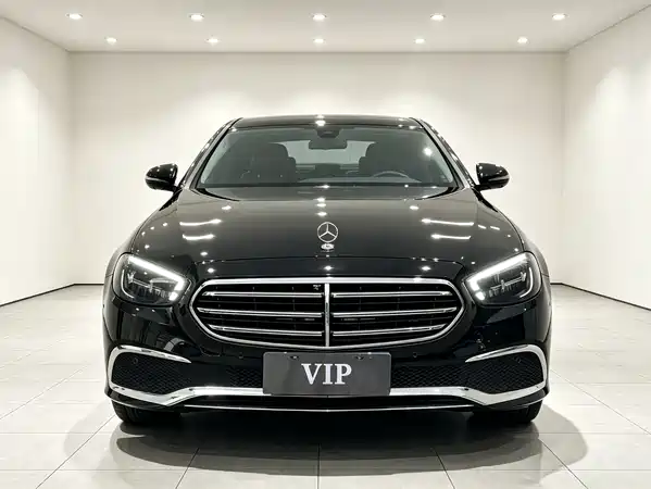 Mercedes-Benz E-Class 2023
