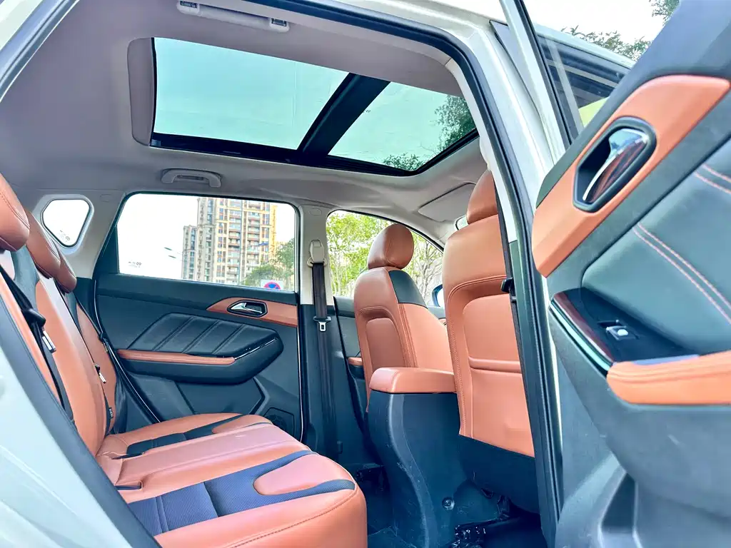 BAIC Shenbao X35 2016 — фото 24