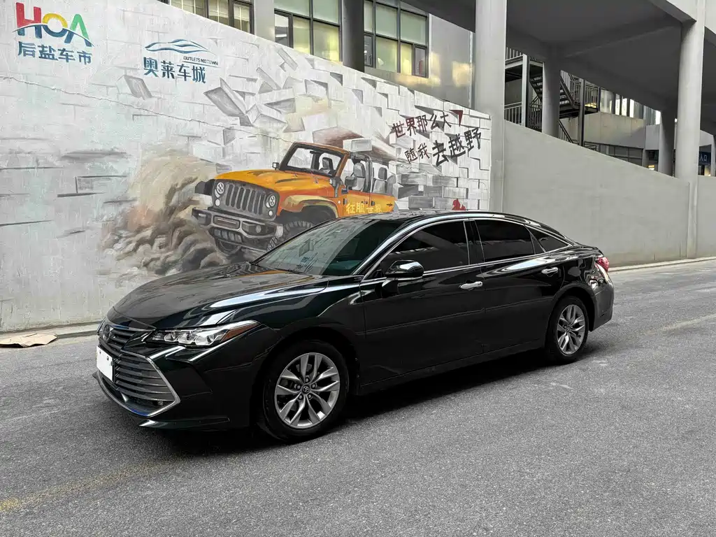 Toyota Avalon 2020 — фото 1