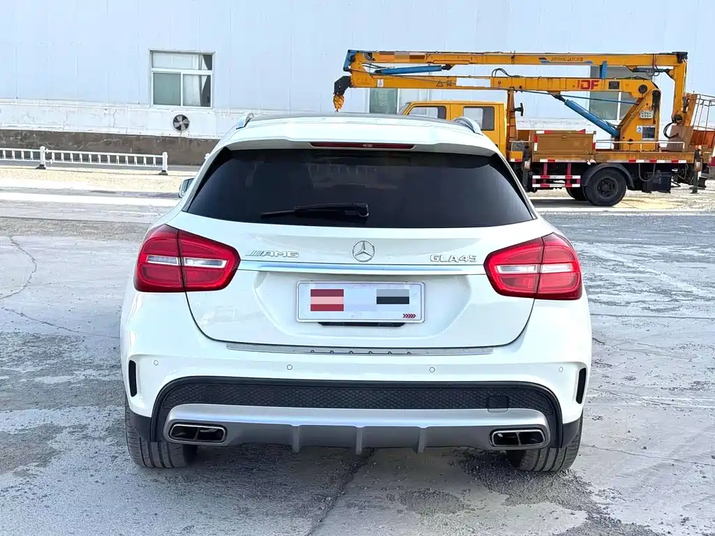 Mercedes-Benz GLA AMG 2016 — фото 8