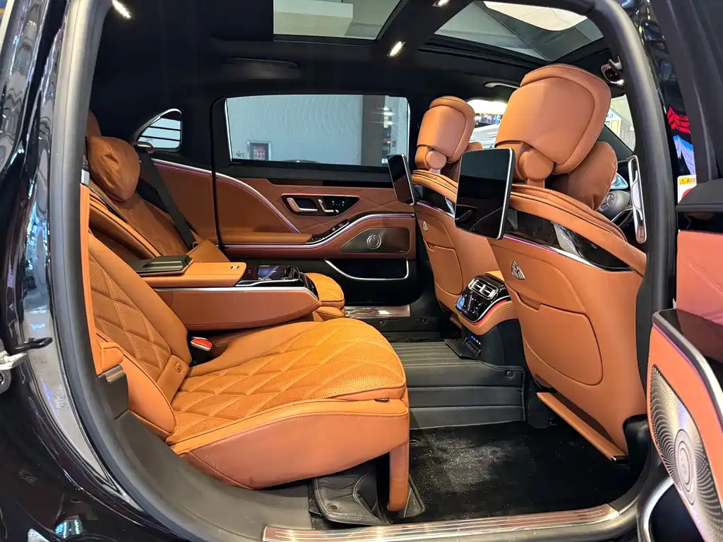 Mercedes-Benz Maybach S-Class 2023