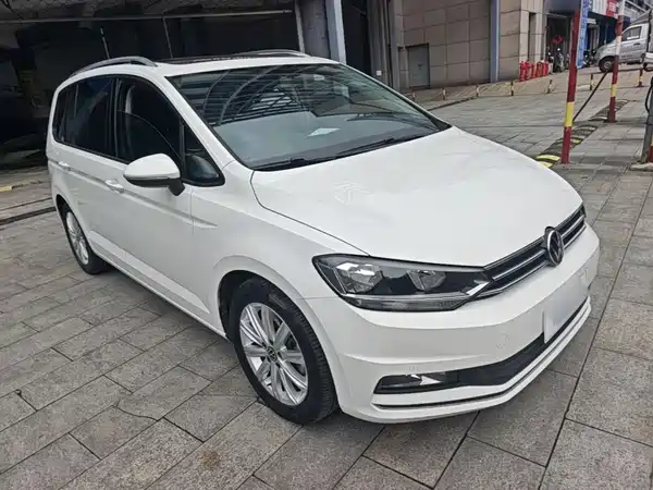 Volkswagen Touran 2021