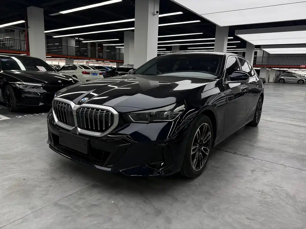 BMW 5 Series 2026