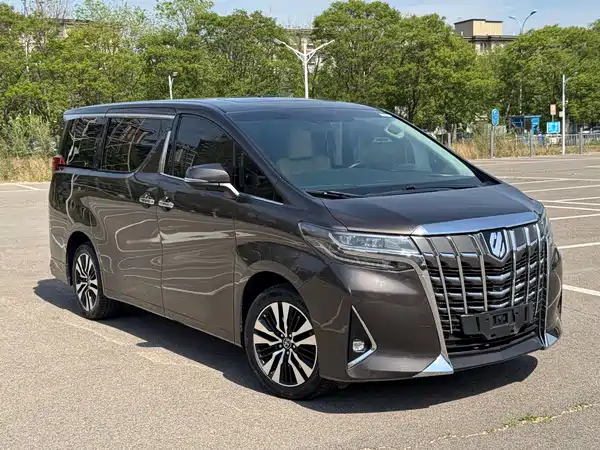 Toyota Alphard 2018