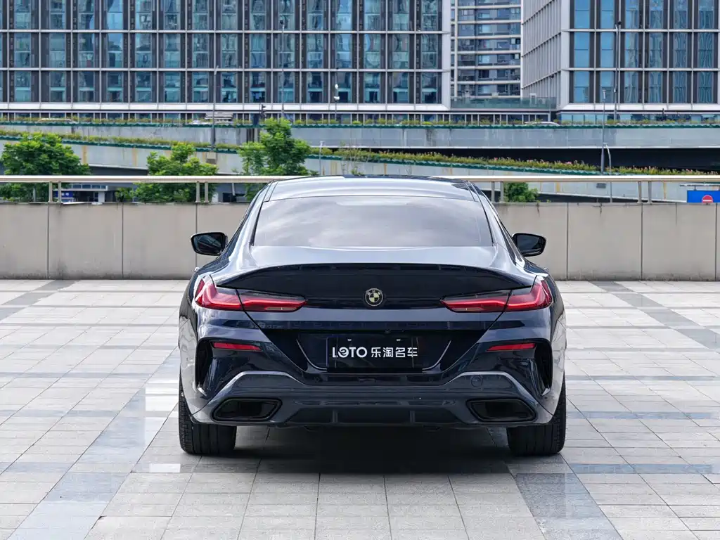 BMW 8 Series 2022