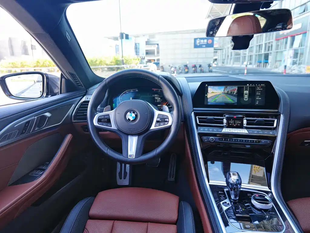 BMW 8 Series 2022