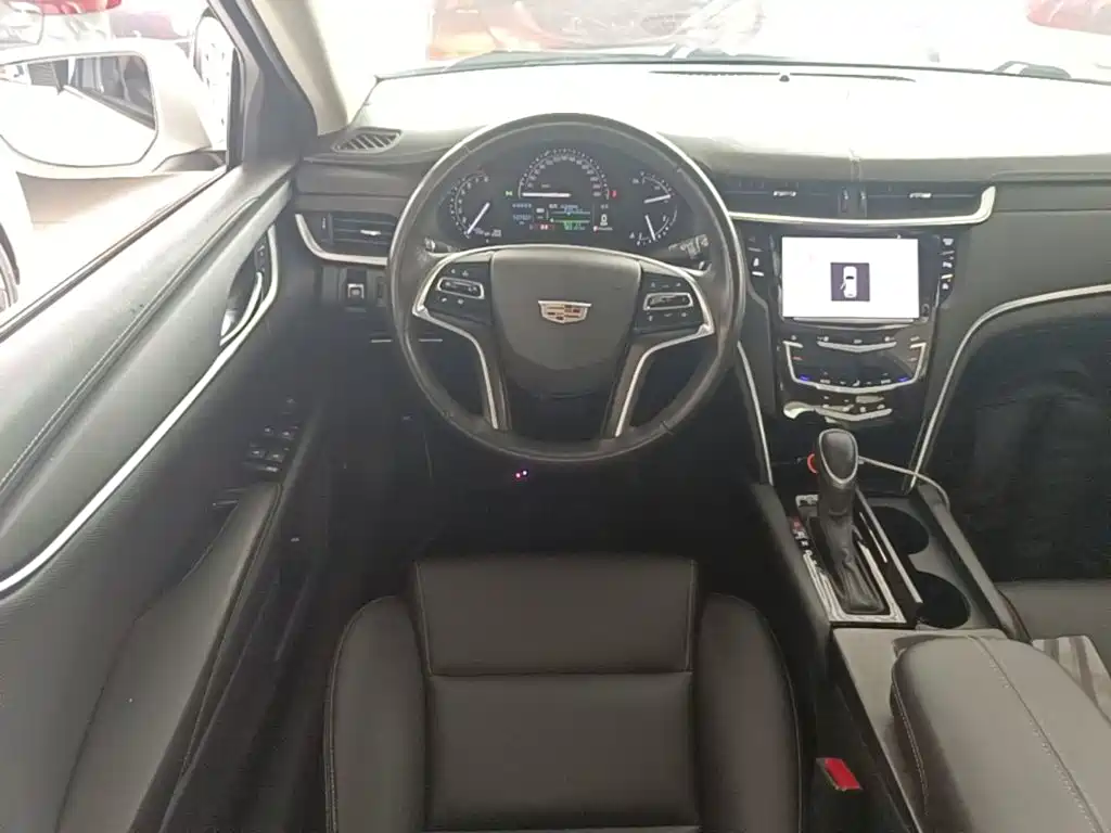 Cadillac XTS 2019 — фото 11