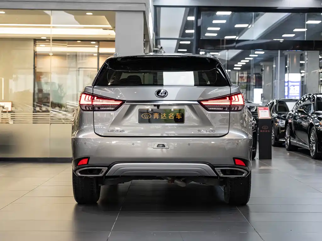Lexus RX 2023