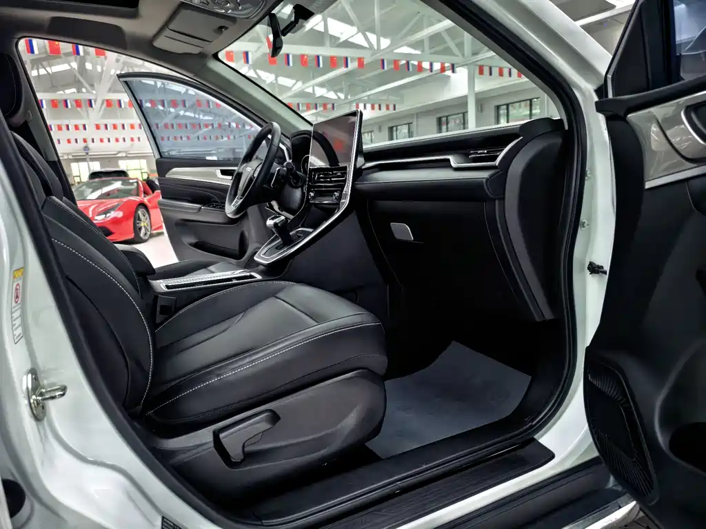 Haval M6 2022 — фото 12