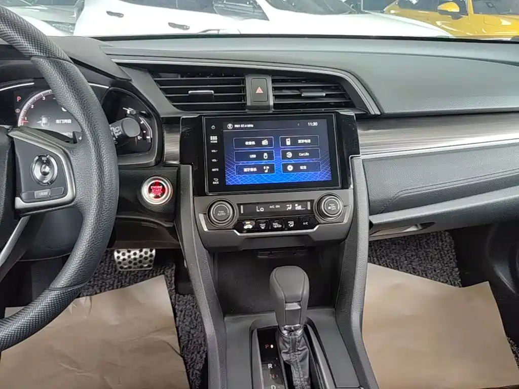 Honda Civic 2020 — фото 13