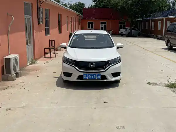 Honda Greiz 2016