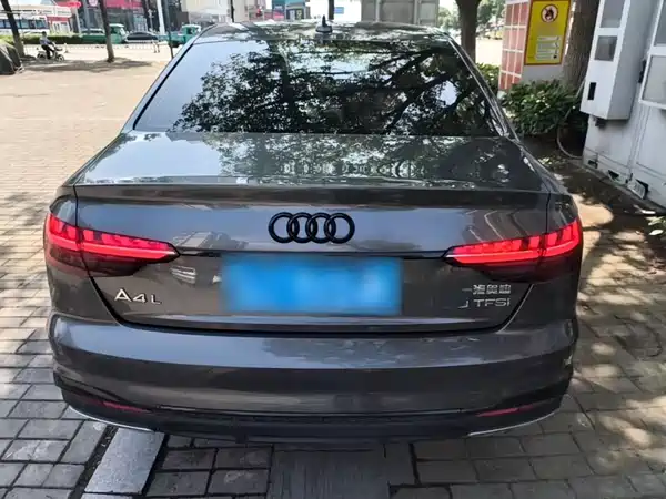 Audi A4L 2022