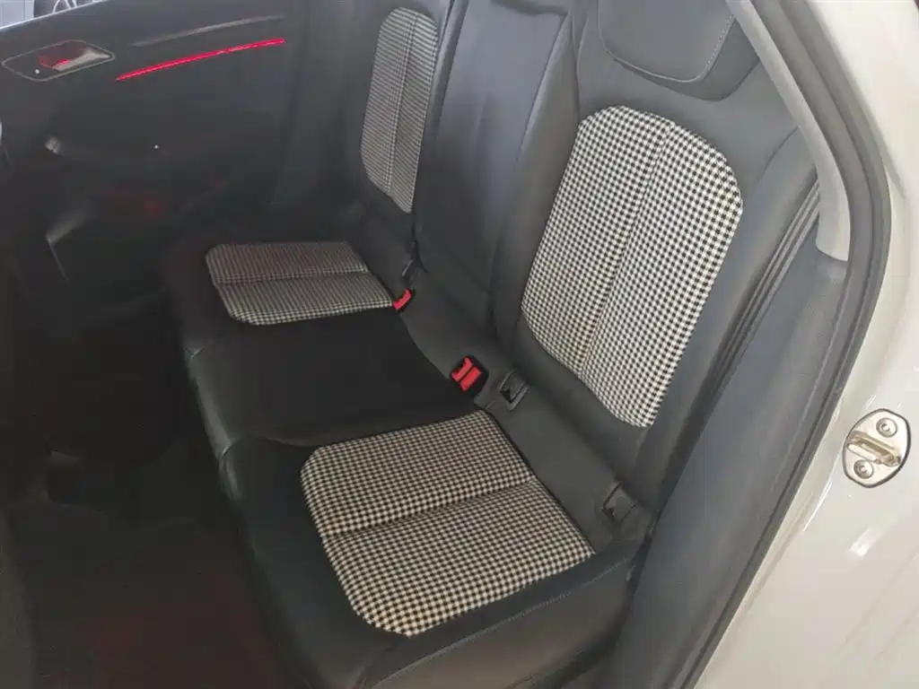 Audi A3 2020 — фото 17