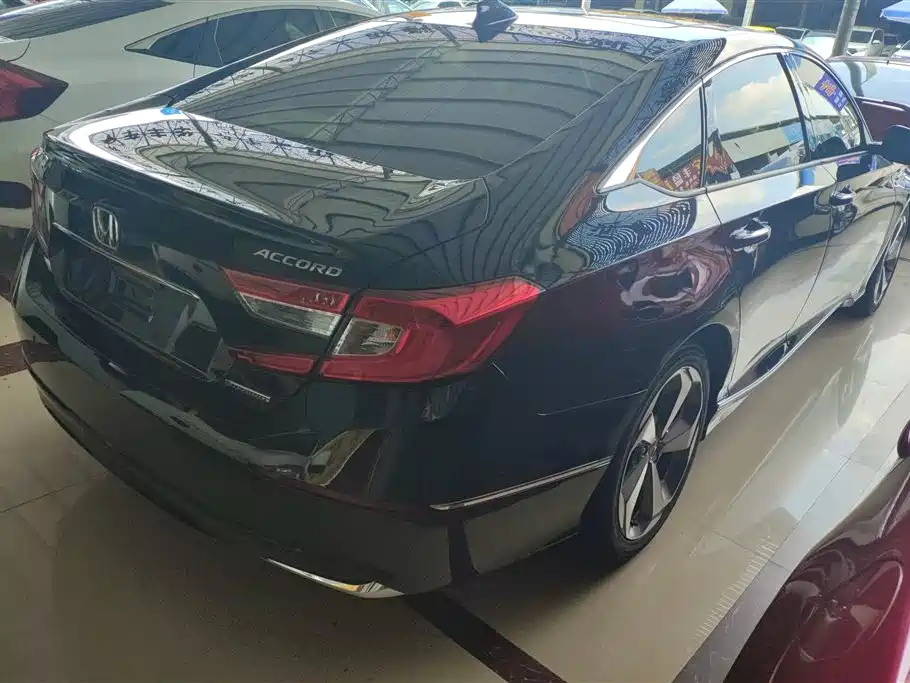 Honda Accord 2019 — фото 3